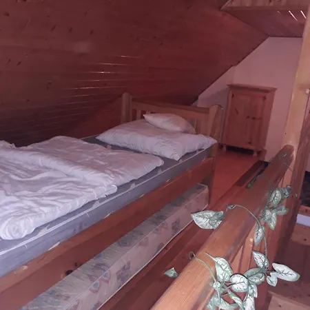 Marika Apartmanhaz *