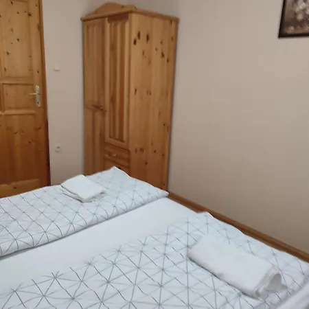 Marika Apartmanhaz Appartement *