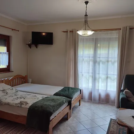 Marika Apartmanhaz Lejlighed