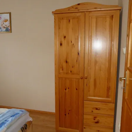 Marika Apartmanhaz ザラカロシュ