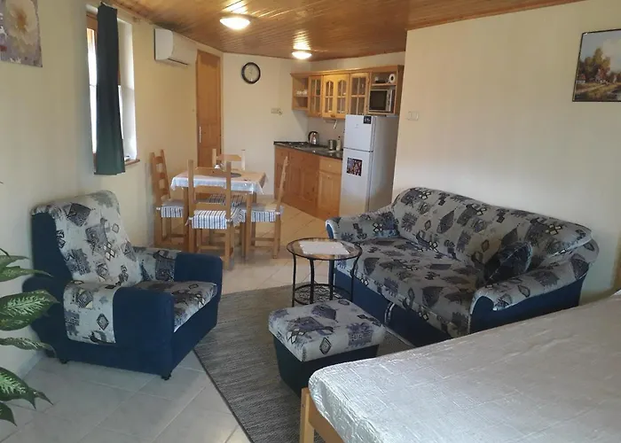 דירה Marika Apartmanhaz