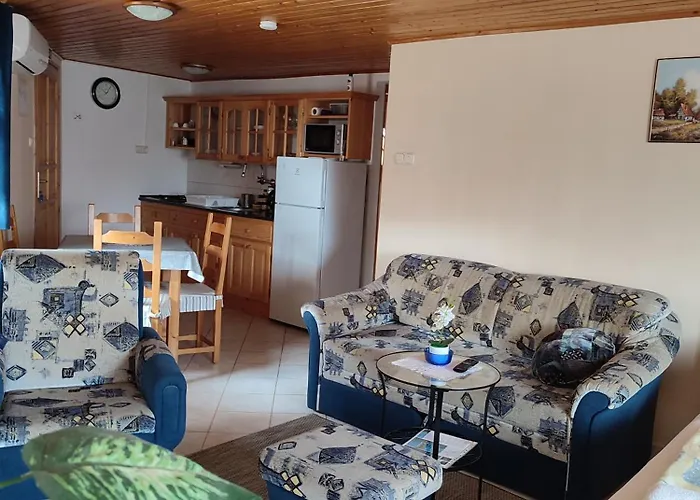 Marika Apartmanhaz